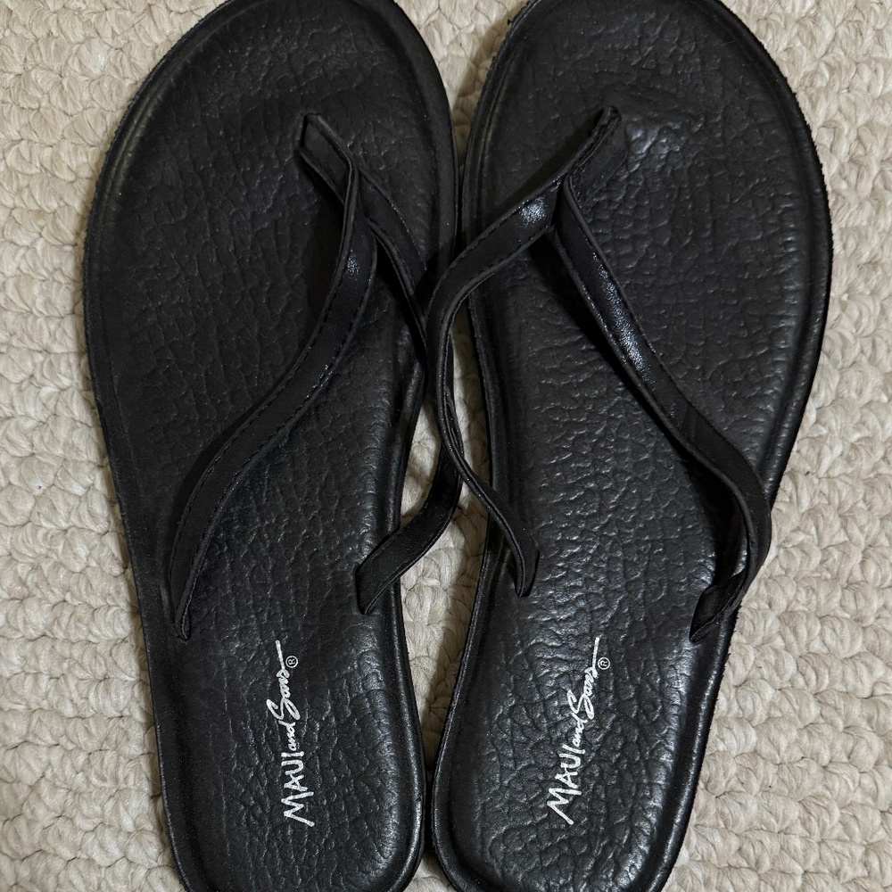Maui and Sons Women's Black SZ 10 Flip Flops- NEW